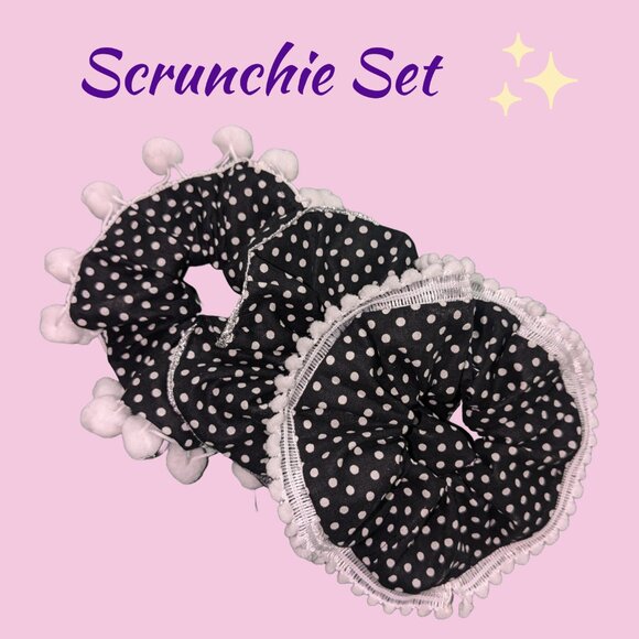 Three Piece Polka Dot Scrunchie Set - Picture 5 of 5